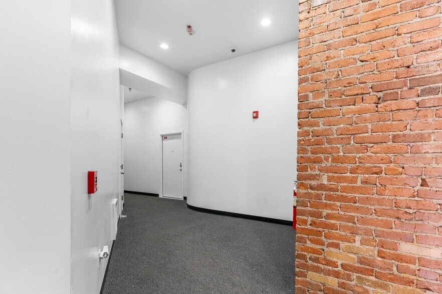More Photos Of 123 Court St, Binghamton Apartments For Sale