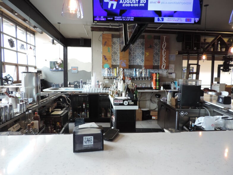 More Photos Of 409 E Main St, Frisco Storefront For Lease