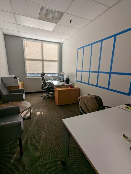 More Photos Of 2705 Media Center Dr, Los Angeles Warehouse For Lease