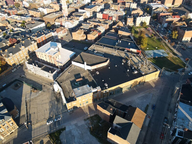 More Photos Of 1612-1616 Moore St, Cincinnati Manufacturing For Lease