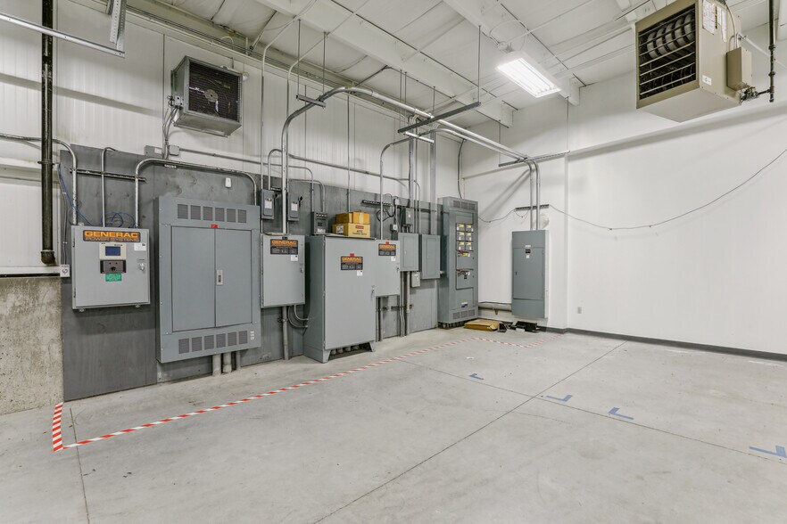 More Photos Of 60 Overbrook Dr, Monroe Flex For Sale