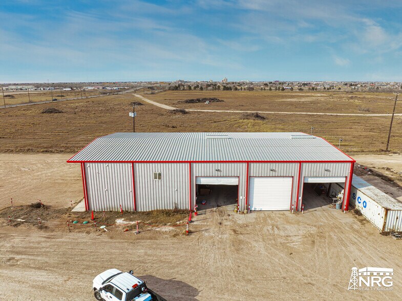 More Photos Of 2001 Crane Ave, Odessa Warehouse For Lease