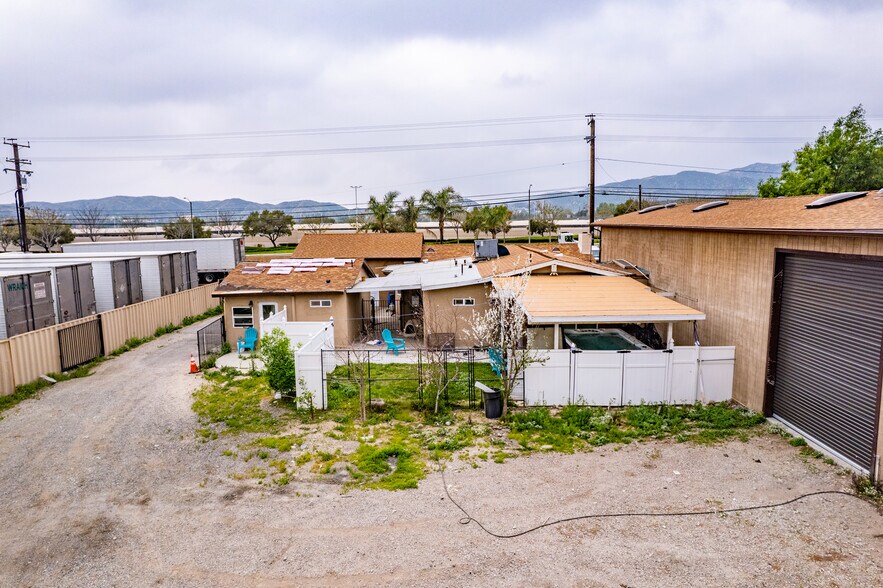 More Photos Of 18642 Cajon Blvd, San Bernardino Warehouse For Sale