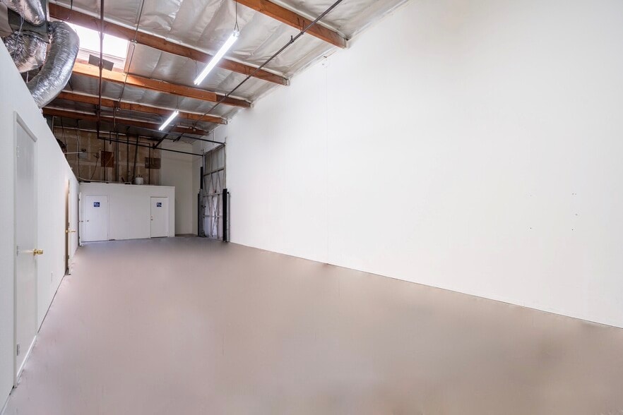 More Photos Of 3619-3735 San Gabriel River Pky, City Of Industry Unknown For Lease