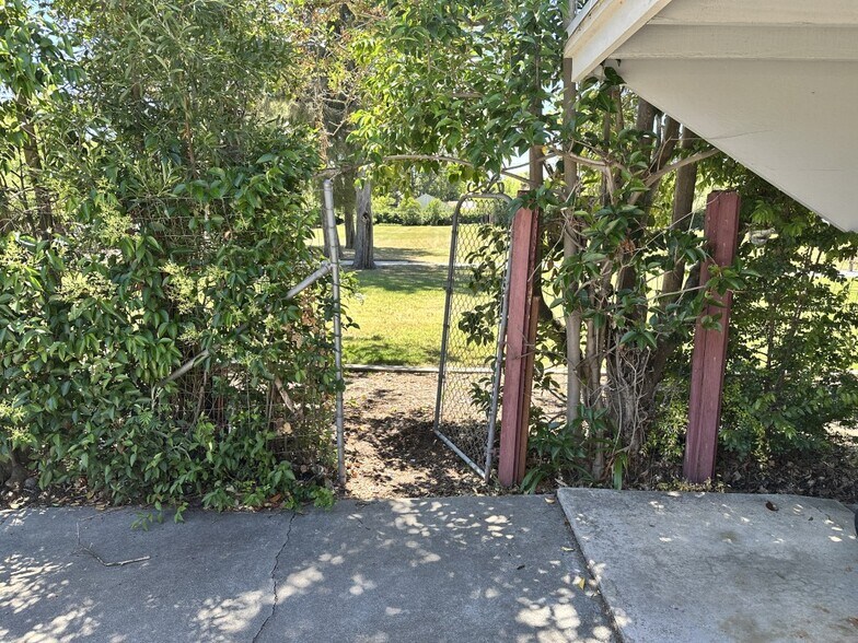 More Photos Of 2120 Williams St, Palo Alto Apartments For Sale