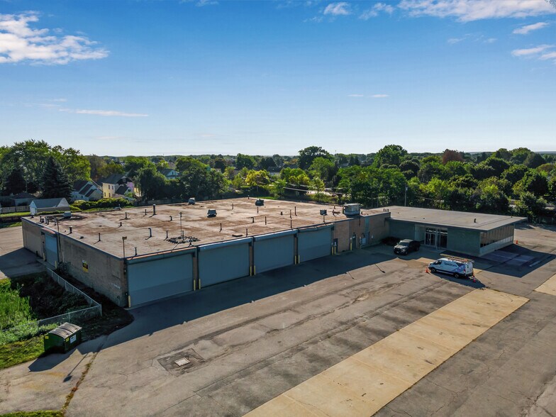 More Photos Of 271 Dingens St, Buffalo Warehouse For Lease