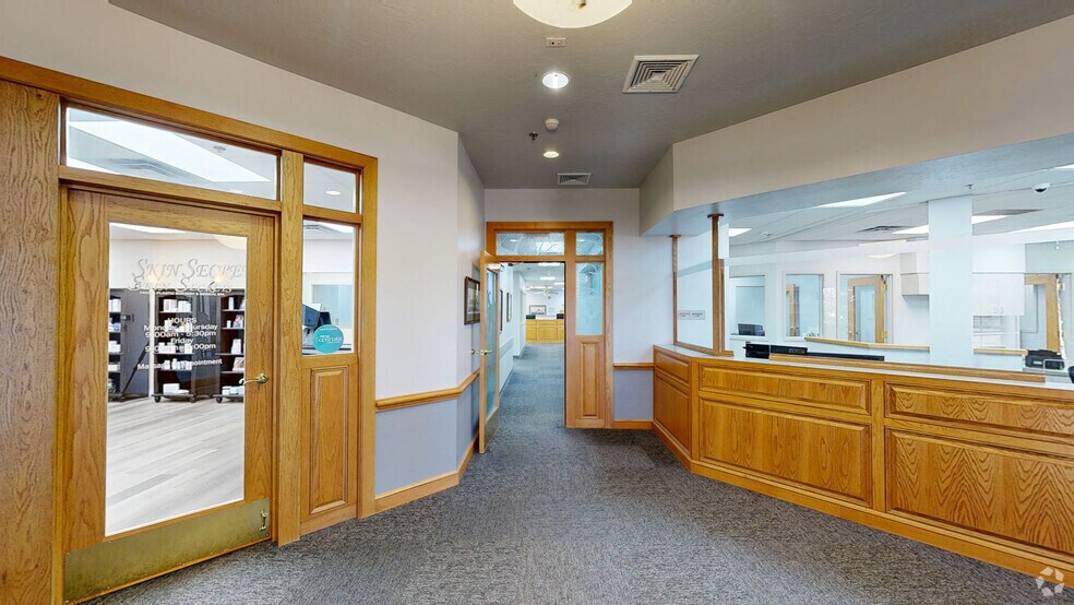 More Photos Of 4920 SW Lee Blvd, Lawton Medical For Sale