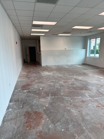 More Photos Of 1904 Savannah Hwy, Charleston Medical For Lease