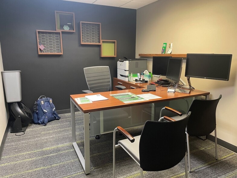More Photos Of 7234 W North Ave, Elmwood Park Office Residential For Sale