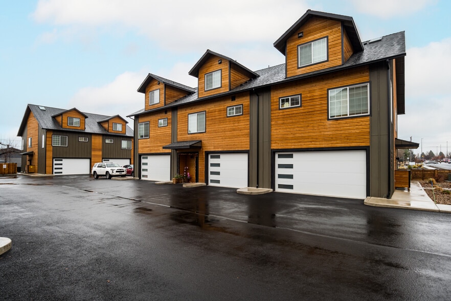 More Photos Of 1441-1461 NW 4th St, Redmond Apartments For Sale