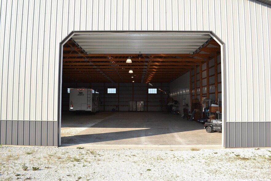 More Photos Of 8721 Old US Highway 52 W, West Lafayette Warehouse For Sale