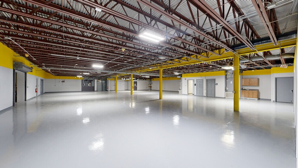 More Photos Of 2650-2680B Indian Ripple Rd, Beavercreek Unknown For Lease