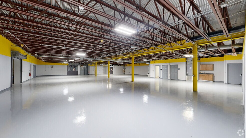 More Photos Of 2650-2680B Indian Ripple Rd, Beavercreek Unknown For Lease