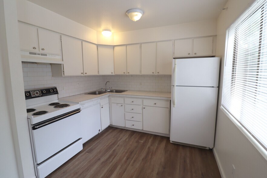 More Photos Of 3596 Gypsum Rd, Reno Apartments For Sale