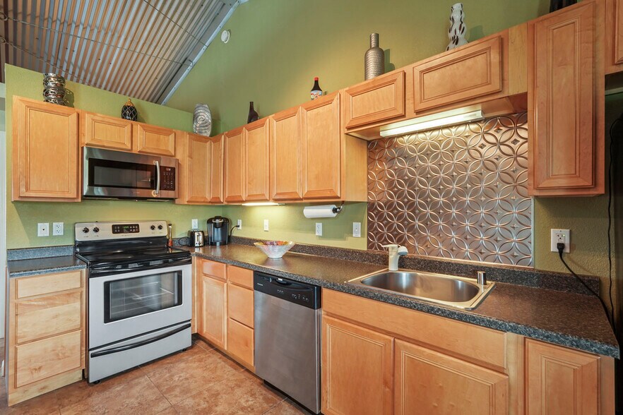 More Photos Of 10675 Valensin Rd, Galt Winery Vineyard For Sale