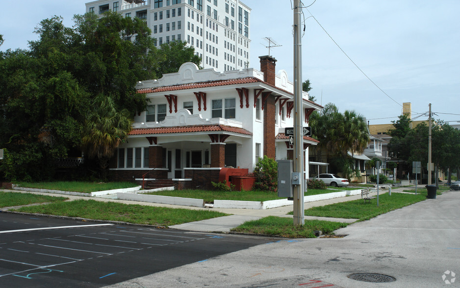 Primary Photo Of 205 4th Ave N, Saint Petersburg Storefront Retail Office For Lease