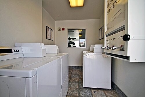More Photos Of 16901 Stoddard Wells Rd, Victorville Hotel For Sale