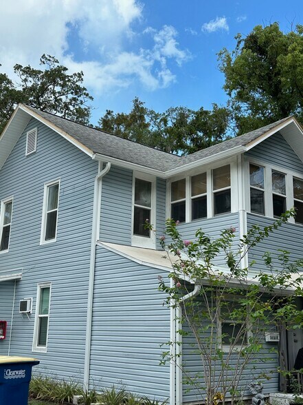 More Photos Of 614 Oak Ave, Clearwater Apartments For Sale