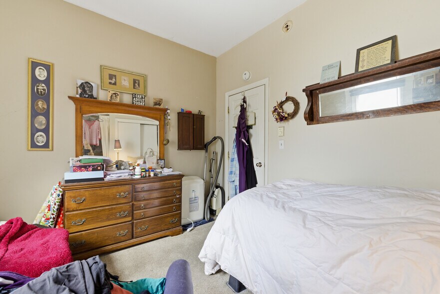 More Photos Of 275 Main St, South Berwick Storefront For Sale