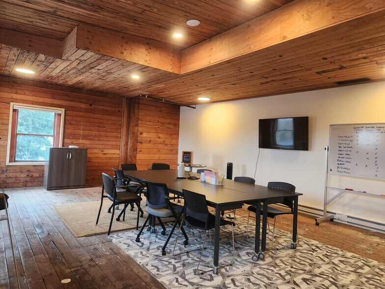 More Photos Of 116-128 Main St, Carlton Storefront Retail Office For Lease