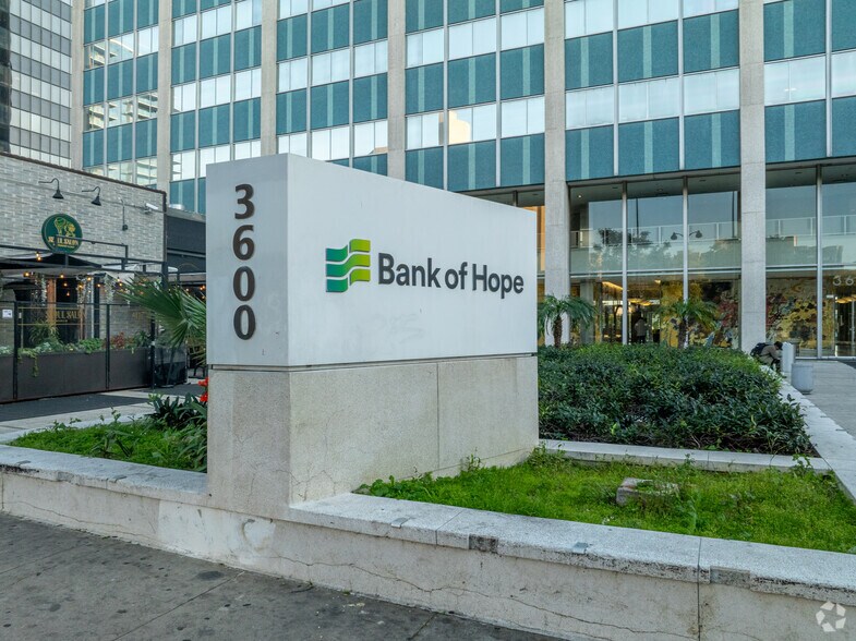 More Photos Of 3600 Wilshire Blvd, Los Angeles Office For Lease