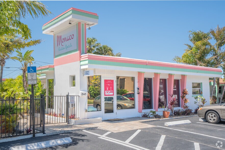 More Photos Of 648 Poinsettia Ave, Clearwater Beach Hotel For Sale