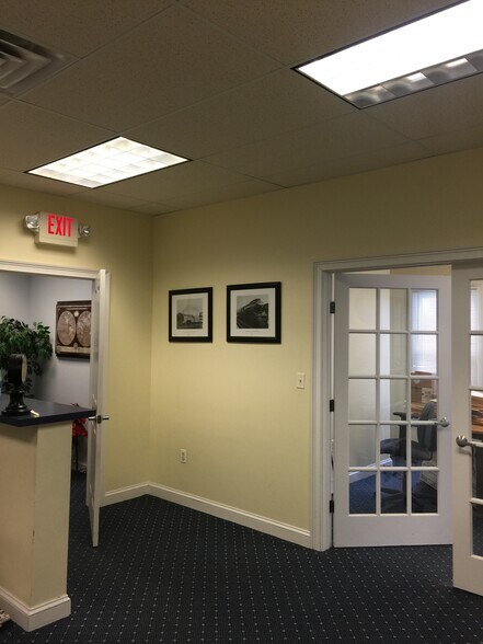 More Photos Of 51 Grove St, Chester Office For Lease