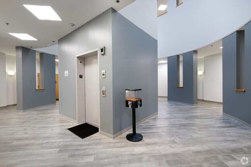 More Photos Of 421 Merrimack St, Methuen Medical For Lease