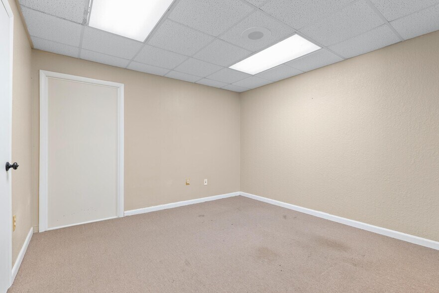 More Photos Of 1200 S Pinellas Ave, Tarpon Springs Medical For Lease