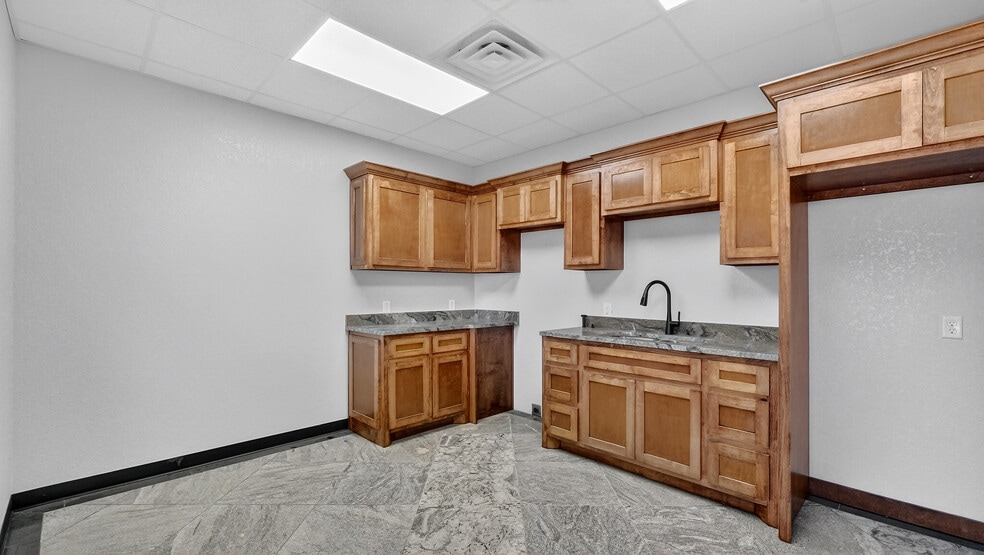 More Photos Of 16511 W Basin St, Odessa Industrial For Sale