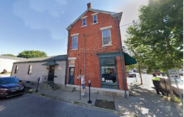 More Photos Of 115 E 9th St, Newport Restaurant For Sale