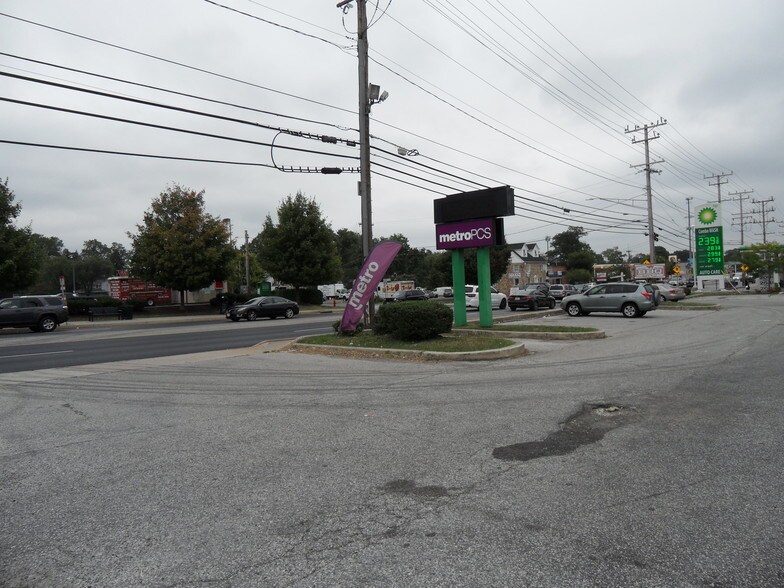 More Photos Of 8209-8219 Liberty Rd, Windsor Mill Restaurant For Sale