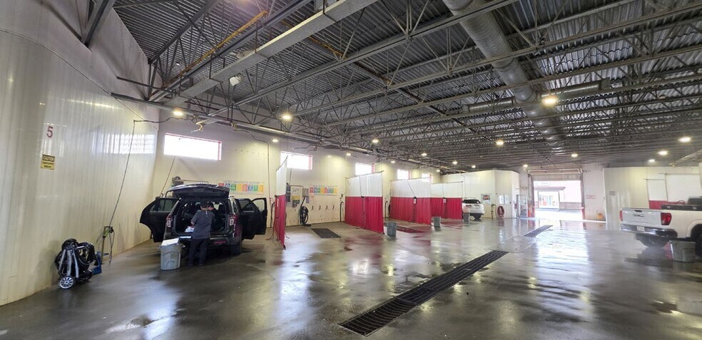 More Photos Of 11729 105 St, Grande Prairie Carwash For Sale