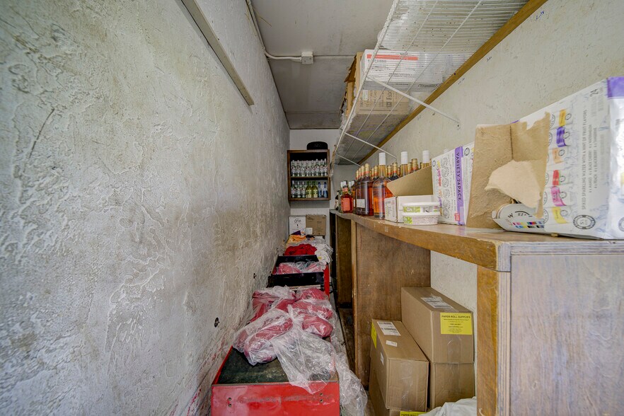 More Photos Of 58000 Card Sound Rd, Key Largo Restaurant For Sale