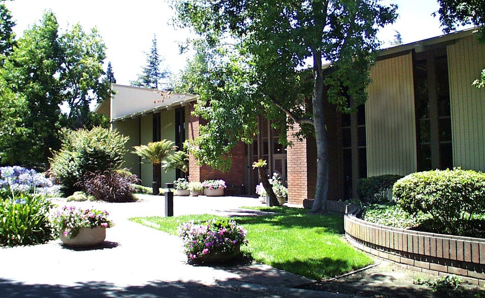 More Photos Of 64 Willow Pl, Menlo Park Office For Lease