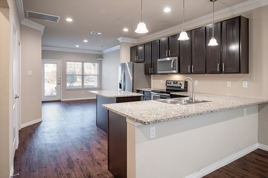 More Photos Of 101 Springtree St, Denton Apartments For Sale