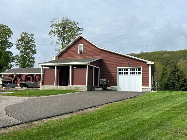 More Photos Of 244 Amesbury Rd, Kensington General Retail For Sale