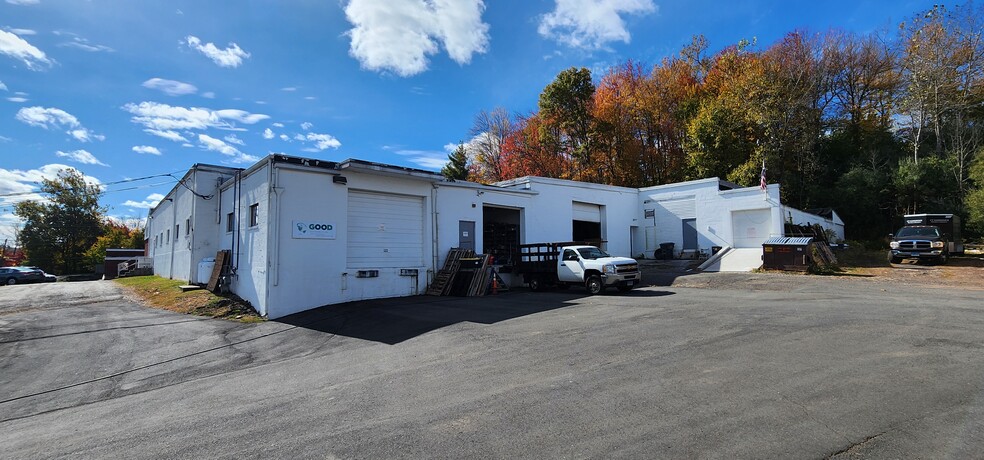 Primary Photo Of 4 Alcap Rdg, Cromwell Industrial For Sale