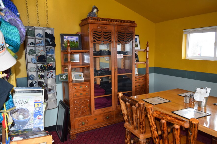 More Photos Of 15915 Sterling Hwy, Ninilchik Restaurant For Sale
