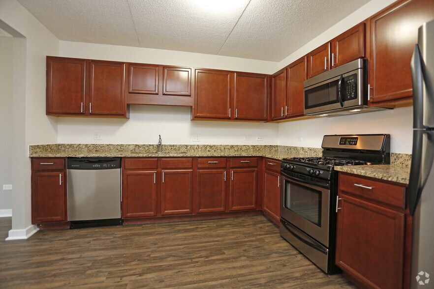 More Photos Of 1255 Town Center Rd, Vernon Hills Apartments For Lease