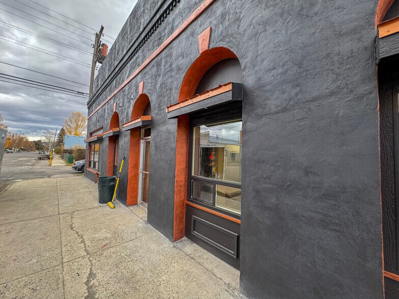 More Photos Of 302 Missouri Ave, Deer Lodge Freestanding For Sale