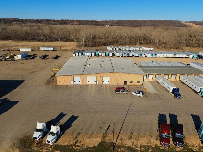 More Photos Of 926 N Front St, New Ulm Industrial For Sale