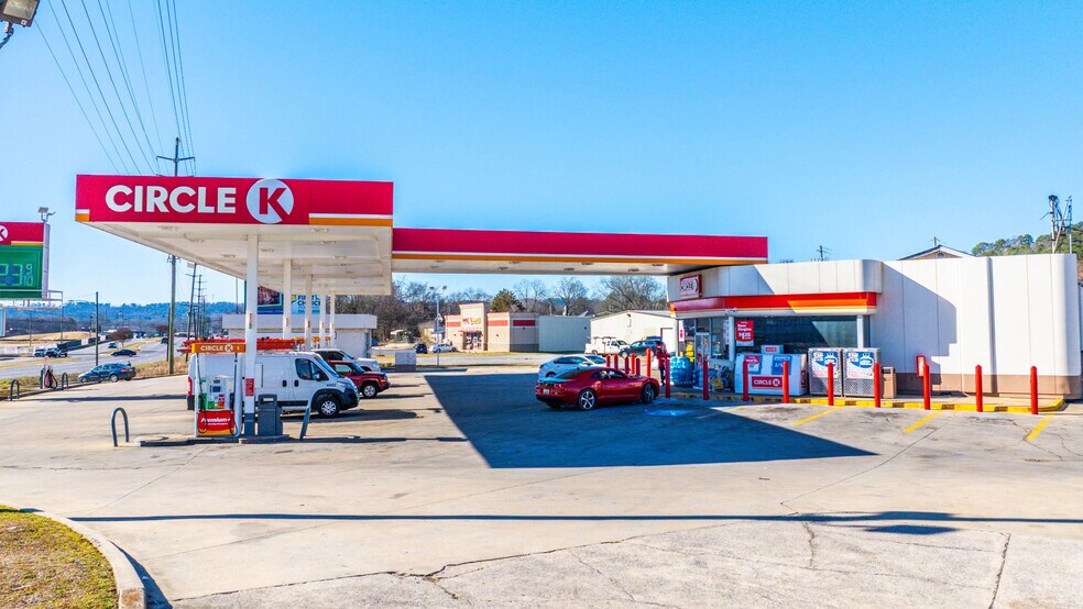 Primary Photo Of 1205 W Meighan Blvd, Gadsden Convenience Store For Sale