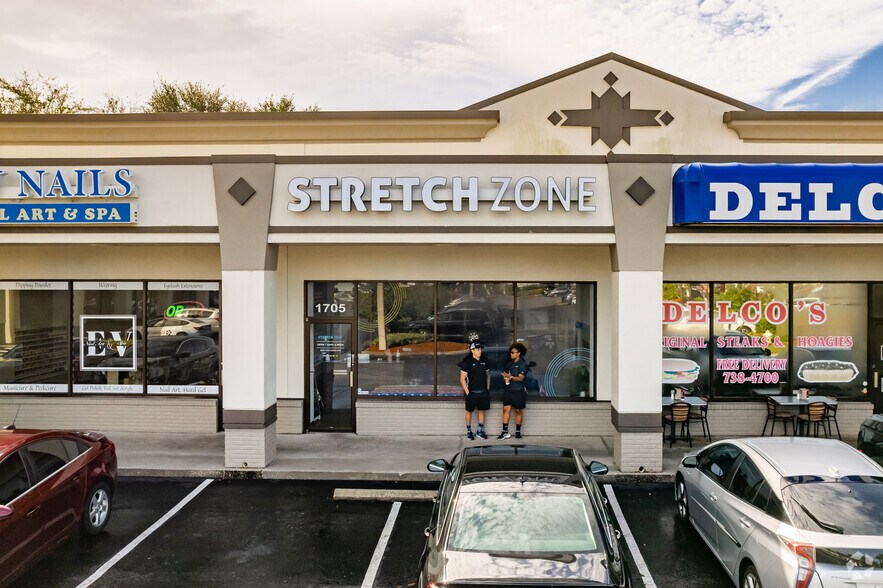 More Photos Of 1653-1757 Main St, Dunedin Unknown For Lease