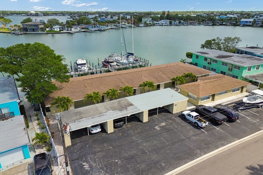 More Photos Of 2307 Bay Blvd, Indian Rocks Beach Apartments For Sale