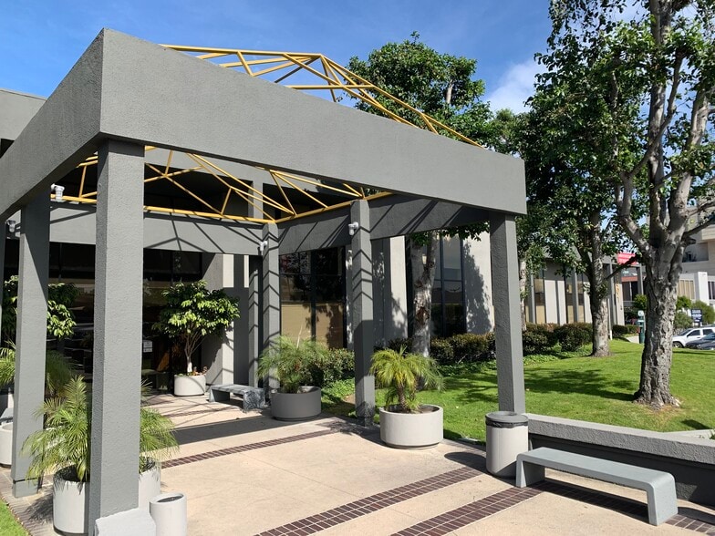 More Photos Of 5301 Beethoven St, Playa Vista Office For Lease