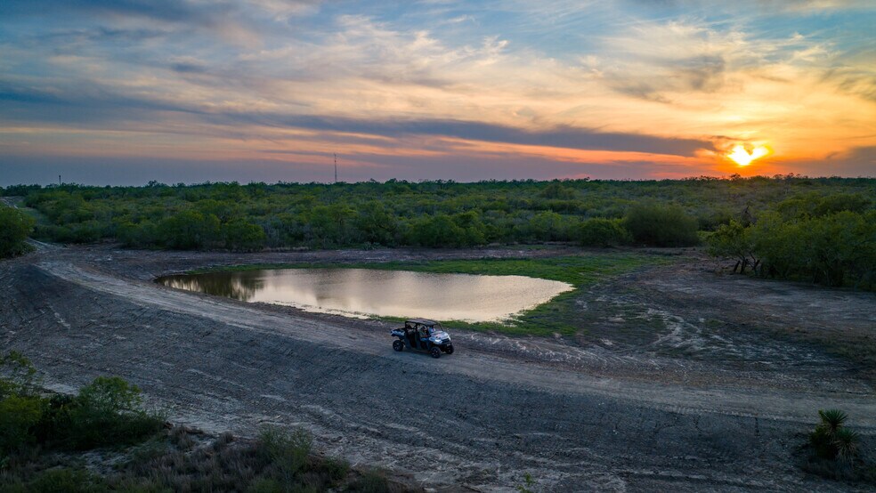More Photos Of FM 791, Campbellton Land For Sale