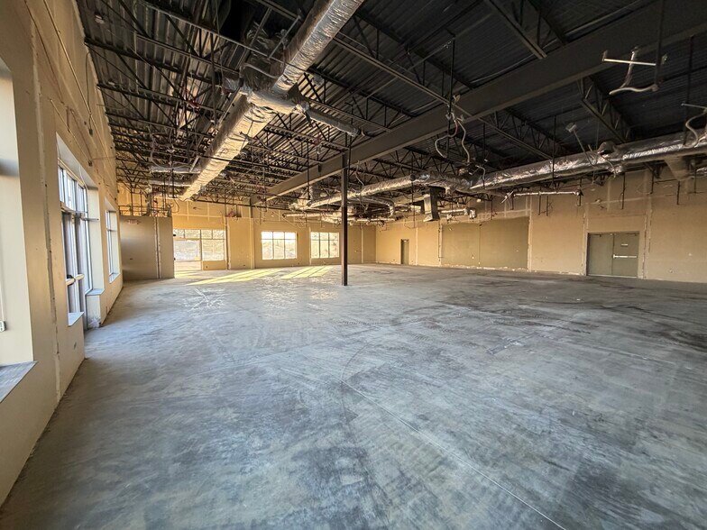 More Photos Of 2300 24th St NW, Bemidji Office For Lease