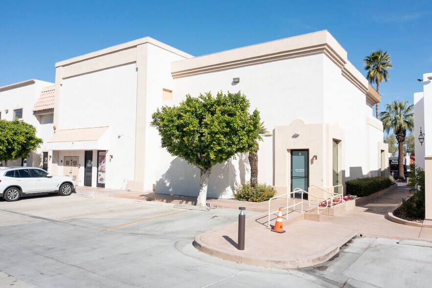 More Photos Of 73151 El Paseo, Palm Desert Storefront Retail Office For Sale
