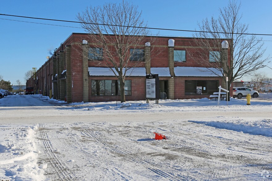 Primary Photo Of 71 Mearns Crt, Clarington Showroom For Lease